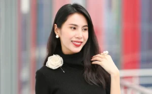 Nàng WAGs 1: Thủy Tiên